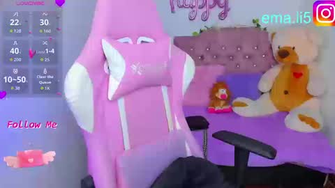 Snapshot of ema_tayy chatting on 03/11/26, 11:33 Ema online show from 03/11/26, 11:33
