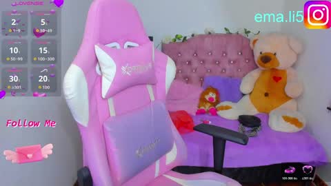 Snapshot of ema_tayy chatting on 03/30/26, 10:22 Ema online show from 03/30/26, 10:22
