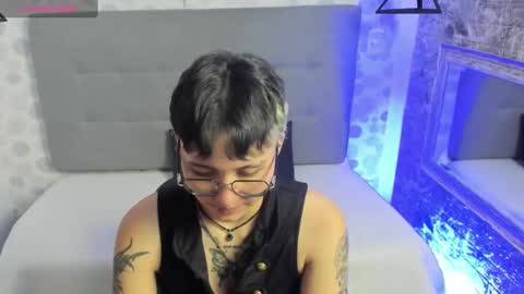 emahills__axelrose online show from 09/20/25, 02:23