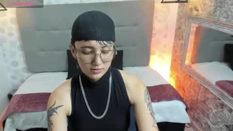 emahills__axelrose online show from 10/03/25, 03:47