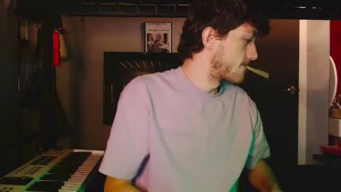 EmannX online show from 12/21/25, 02:57