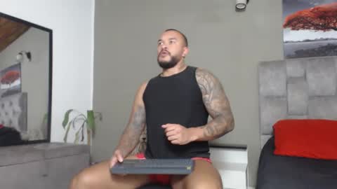 emanuelspencer online show from 11/26/25, 03:57