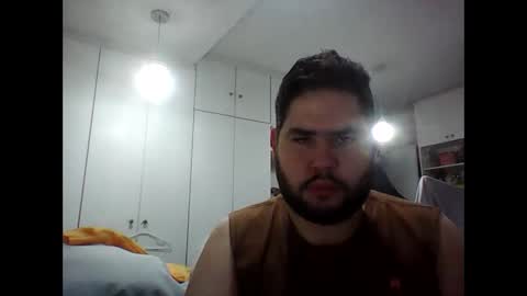 embarrassed_str8_3incher online show from 02/12/26, 04:29