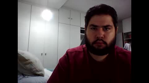 embarrassed_str8_3incher online show from 03/09/26, 12:36