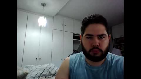 embarrassed_str8_3incher online show from 05/07/26, 06:24