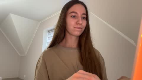 Alina online show from 12/05/25, 12:03