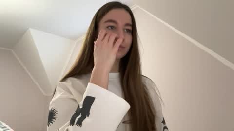 Alina online show from 01/06/26, 01:15