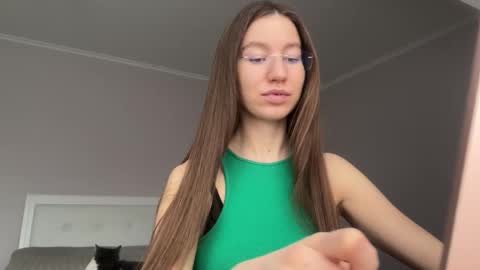 Alina online show from 03/24/26, 01:49