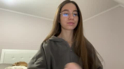 Alina online show from 04/03/26, 08:18