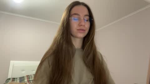 Alina online show from 04/23/26, 05:48