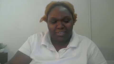 Snapshot of emberjoywoods chatting on 02/20/25, 09:31 Empress Ember online show from 02/20/25, 09:31