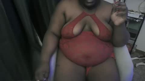 Snapshot of emberjoywoods chatting on 03/03/25, 11:35 Empress Ember online show from 03/03/25, 11:35