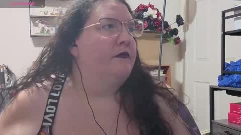 Emberlyn Nix online show from 10/08/25, 04:54