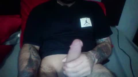 emecuatro20 online show from 11/26/25, 02:45