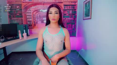 Emeli online show from 11/17/25, 11:05