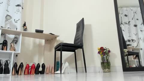 Emely   online show from 02/14/25, 12:51