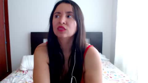 Snapshot of emely_sexx chatting on 10/02/25, 06:04 emely_sexx online show from 10/02/25, 06:04