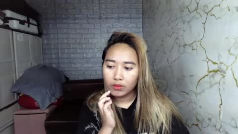 Snapshot of emely_slutxxx chatting on 07/02/26, 06:08 Emely online show from 07/02/26, 06:08