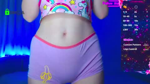 Emely online show from 10/04/25, 11:58