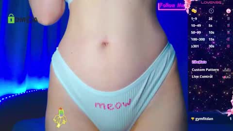 Emely online show from 02/09/26, 02:37