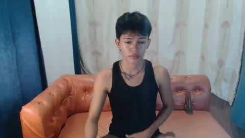 Snapshot of emerald_cummer chatting on 03/30/26, 07:04 emerald_cummer online show from 03/30/26, 07:04