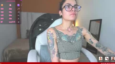 Esmeralda online show from 02/17/26, 11:11