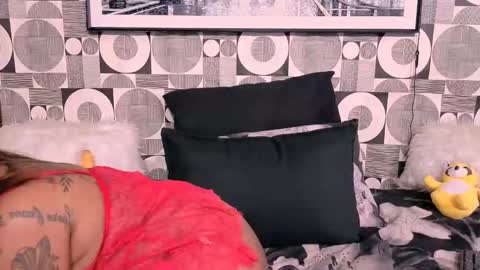 emerald online show from 09/23/25, 06:49