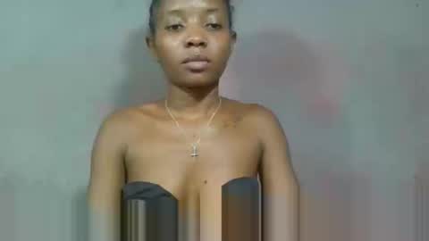 emerancienne online show from 04/01/26, 07:55