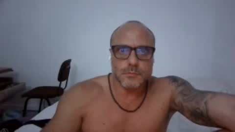 Snapshot of emersonfilho chatting on 07/24/26, 12:41 emersonfilho online show from 07/24/26, 12:41
