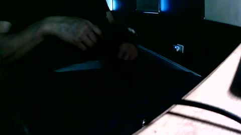 Snapshot of emi4850 chatting on 01/19/25, 08:19 emi4850 online show from 01/19/25, 08:19