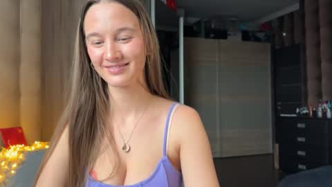 emi__ly online show from 01/16/26, 11:47