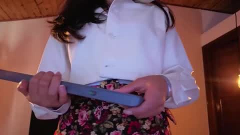 Emilia Gomez online show from 11/17/25, 06:35