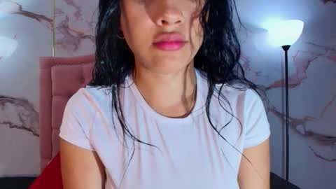 Emiily Carter online show from 11/26/25, 11:44