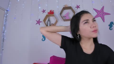 Snapshot of emiily_parkerr chatting on 12/28/24, 03:04 Emily online show from 12/28/24, 03:04