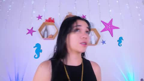 Snapshot of emiily_parkerr chatting on 09/09/25, 03:17 Emily online show from 09/09/25, 03:17