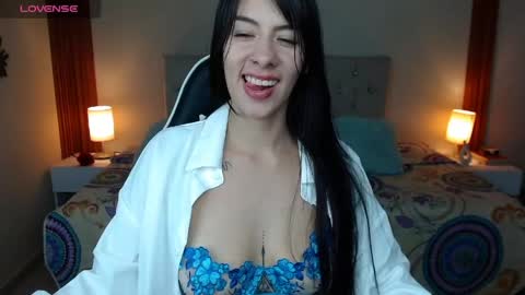 emiily_skinny online show from 04/21/26, 02:51