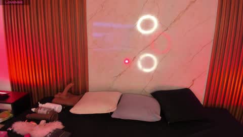   online show from 12/22/24, 10:04