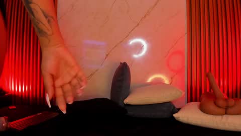   online show from 01/26/25, 11:08