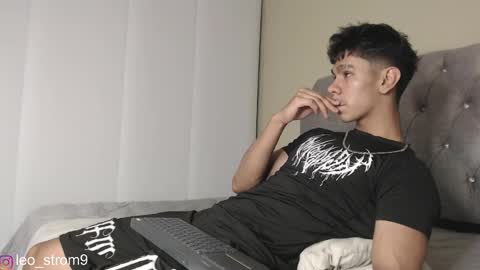 emile_239 online show from 02/18/25, 03:10