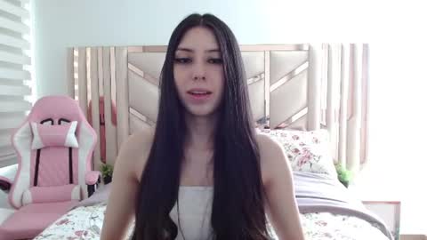 Snapshot of emilee_star chatting on 07/23/26, 07:12 Emilee online show from 07/23/26, 07:12