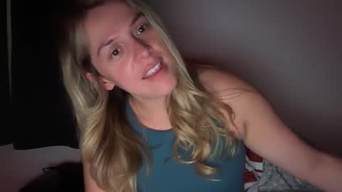 emilelovesyou online show from 05/20/26, 04:51