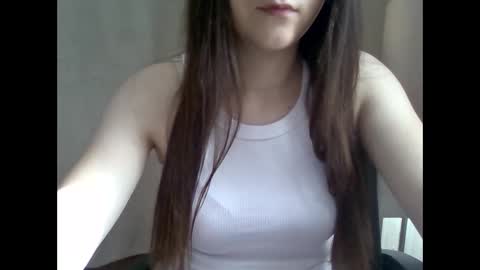 emili0899 online show from 10/05/25, 09:40