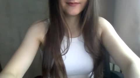 emili0899 online show from 10/12/25, 02:27