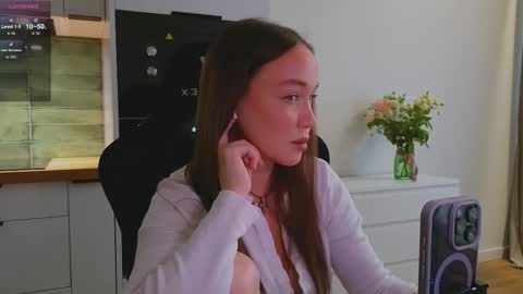 Emili online show from 02/23/26, 11:07