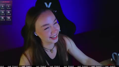 Emili online show from 03/08/26, 04:00