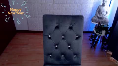 POWERFULL GODDESS EMILI online show from 12/31/24, 08:02