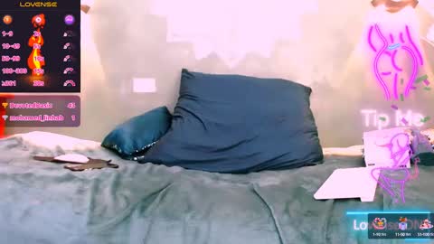 Emili roux online show from 03/12/25, 06:00