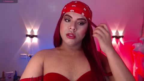 Emili roux online show from 11/10/25, 12:04