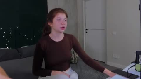 Emilia online show from 06/15/26, 01:19