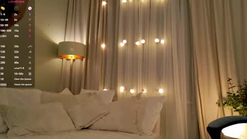 emilia_dream online show from 04/24/26, 06:21